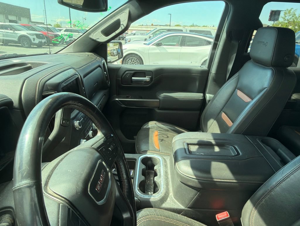 Used 2020 GMC Sierra 1500 AT4 w/ AT4 Premium Package AWD/4WD image 4