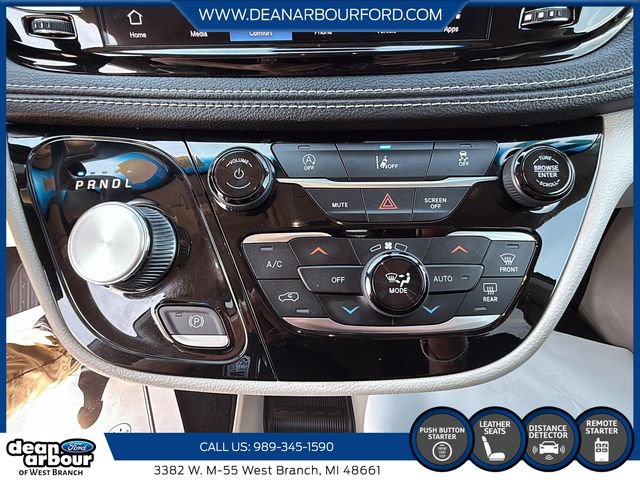 Used 2022 Chrysler Pacifica Touring-L FWD image 15