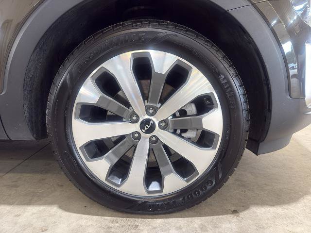 Used 2022 Kia Telluride S FWD image 30