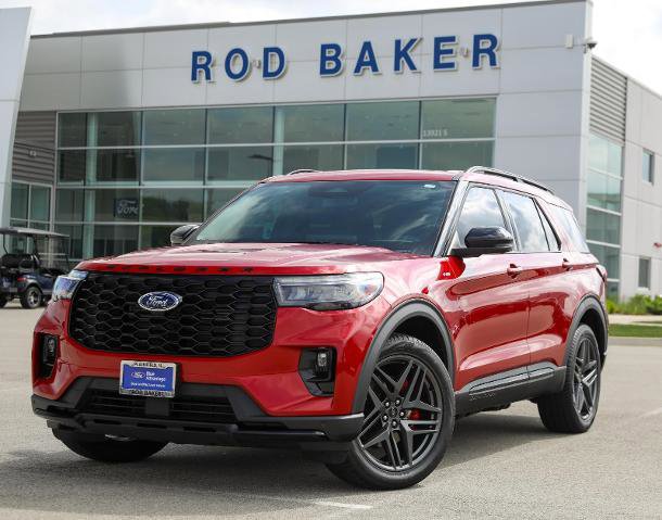Certified 2025 Ford Explorer ST-Line w/ Premium Package AWD/4WD image 1