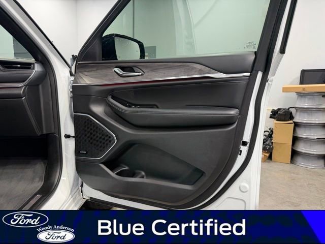 Used 2024 Jeep Grand Cherokee L Overland image 22