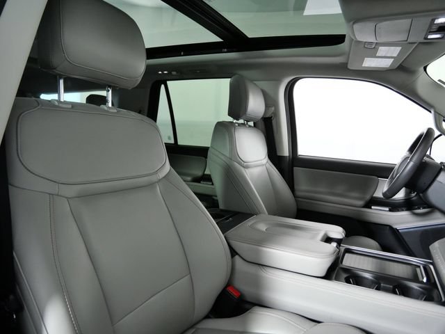 Certified 2025 Ford Expedition Max Active AWD/4WD image 11