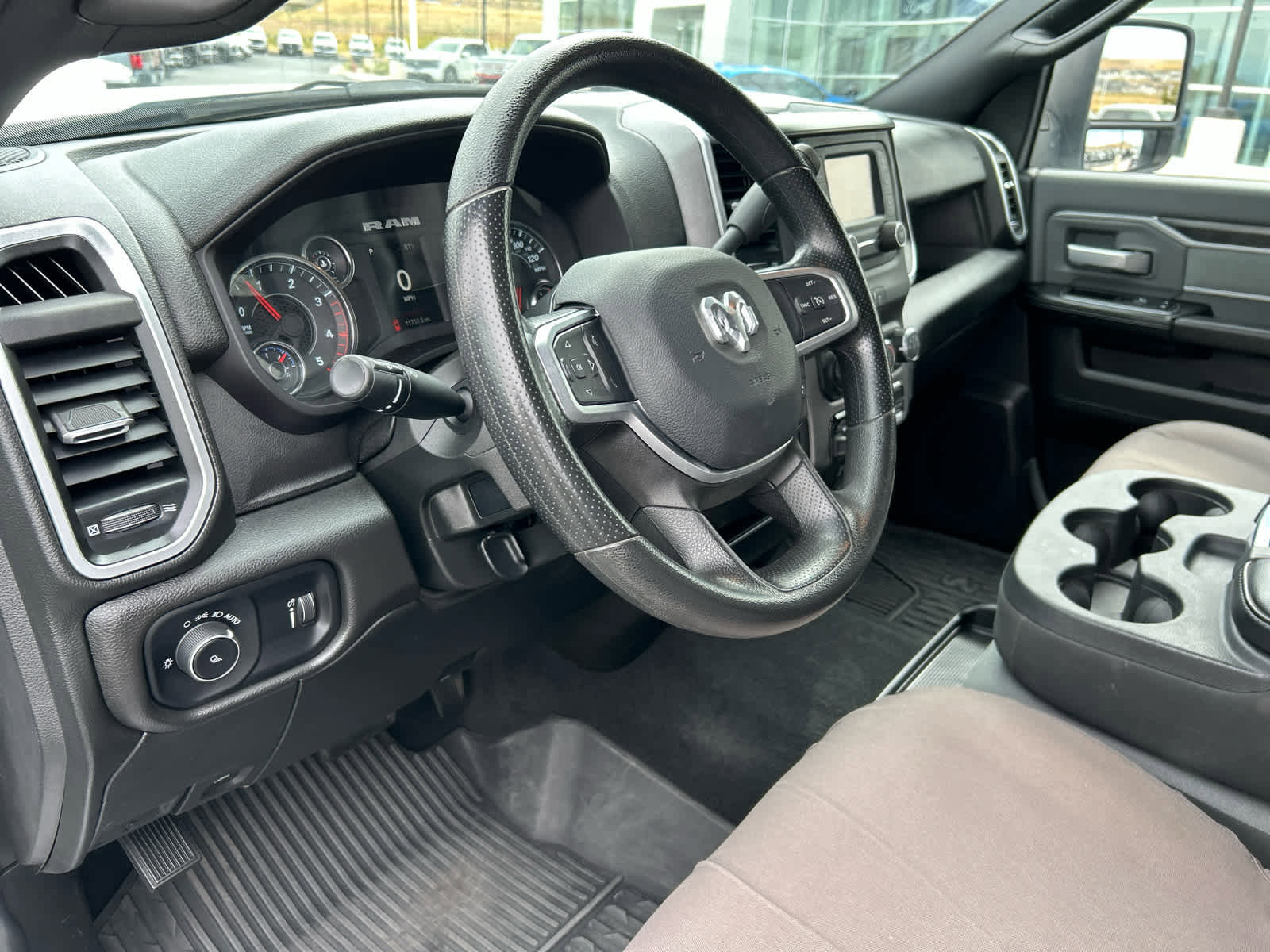 Used 2023 RAM 3500 Big Horn image 23