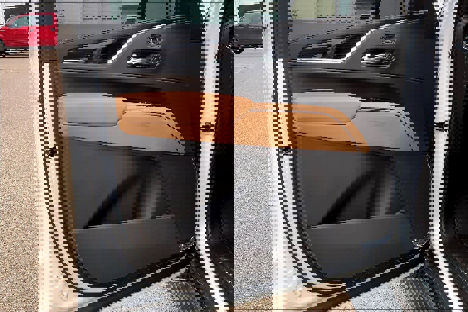 Used 2021 Cadillac Escalade Sport w/ Driver Assist Tech Package image 22