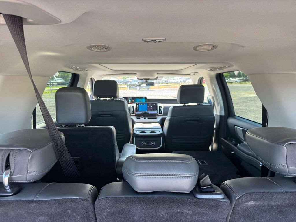 Certified 2025 Ford Expedition Max Active AWD/4WD image 30