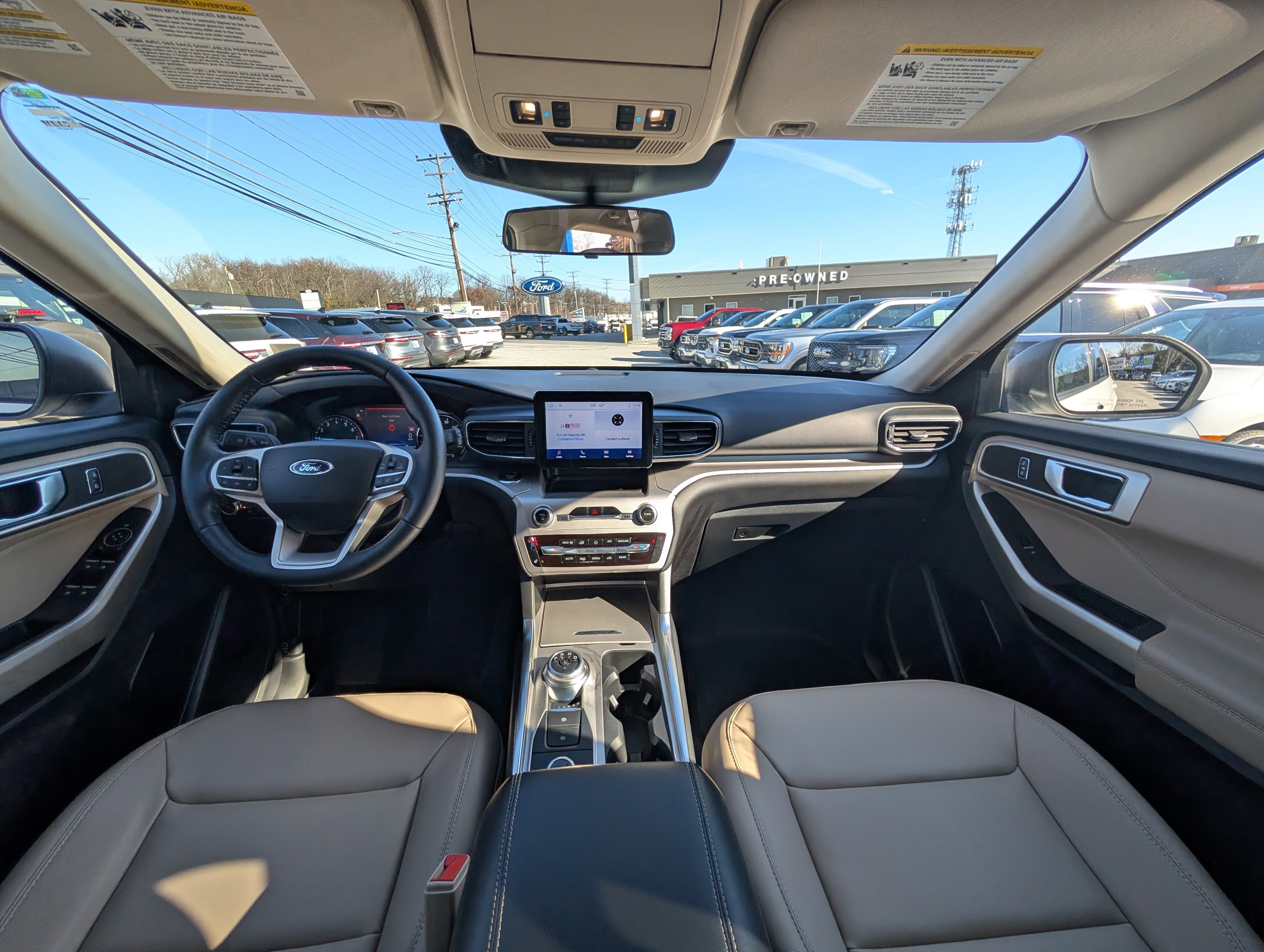 Certified 2022 Ford Explorer XLT w/ Equipment Group 202A image 22