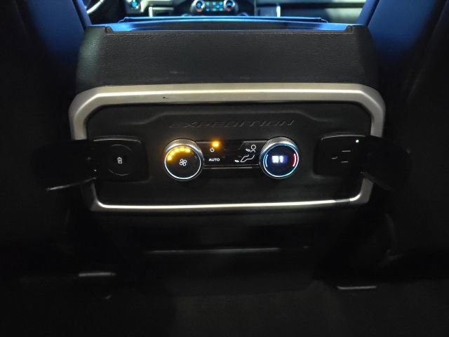 Certified 2024 Ford Expedition XLT image 12