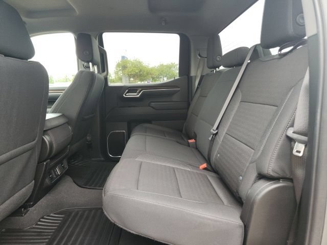 Used 2025 Chevrolet Silverado 1500 LT RWD image 21