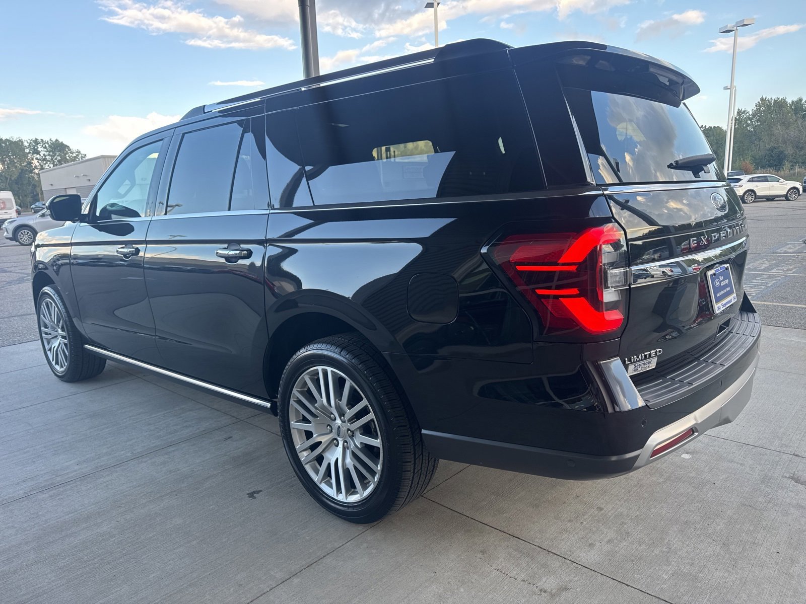 Certified 2022 Ford Expedition Max Limited image 6