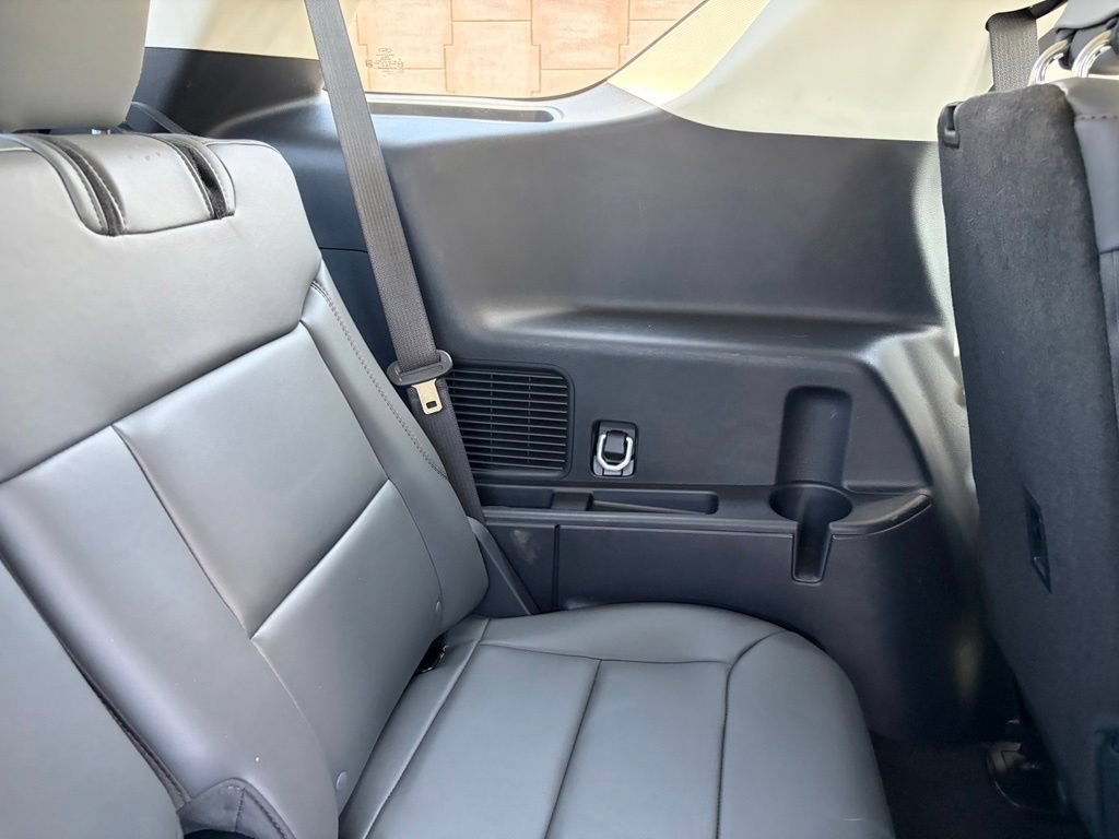 Certified 2025 Ford Explorer Active w/ Active Comfort Package AWD/4WD image 32