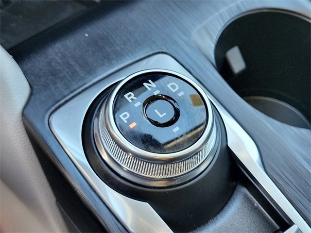 Certified 2025 Ford Escape Platinum w/ Premium Technology Package image 28