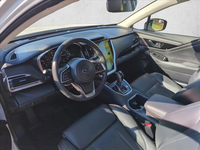 Used 2025 Subaru Outback Limited image 11