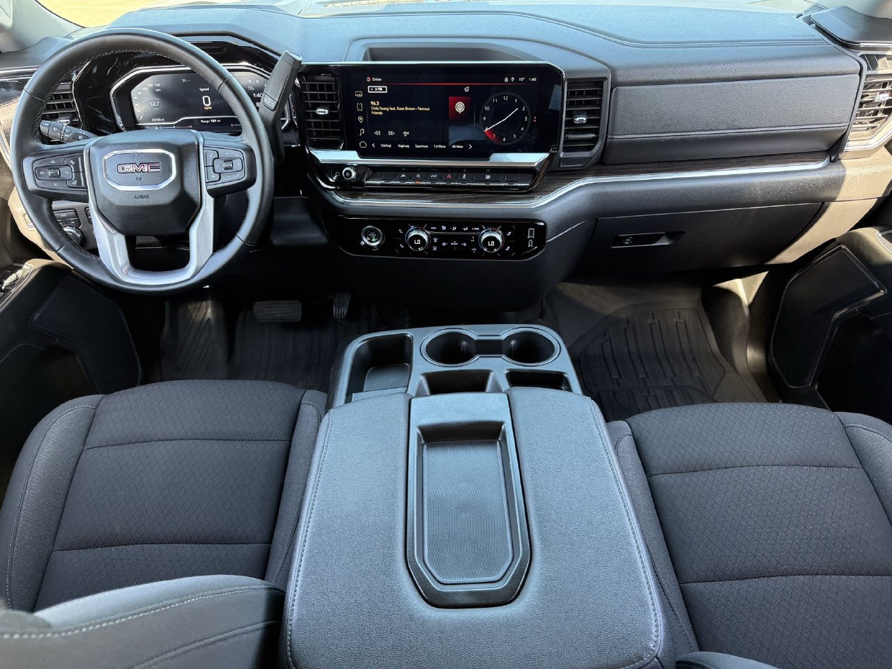 Used 2024 GMC Sierra 1500 Elevation AWD/4WD image 10