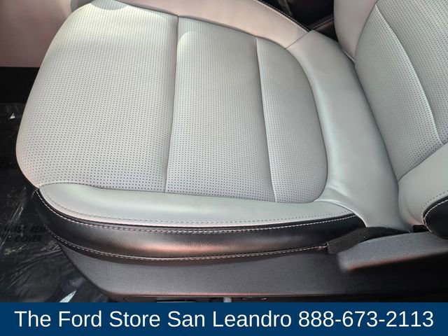 Certified 2023 Ford Escape Platinum image 17