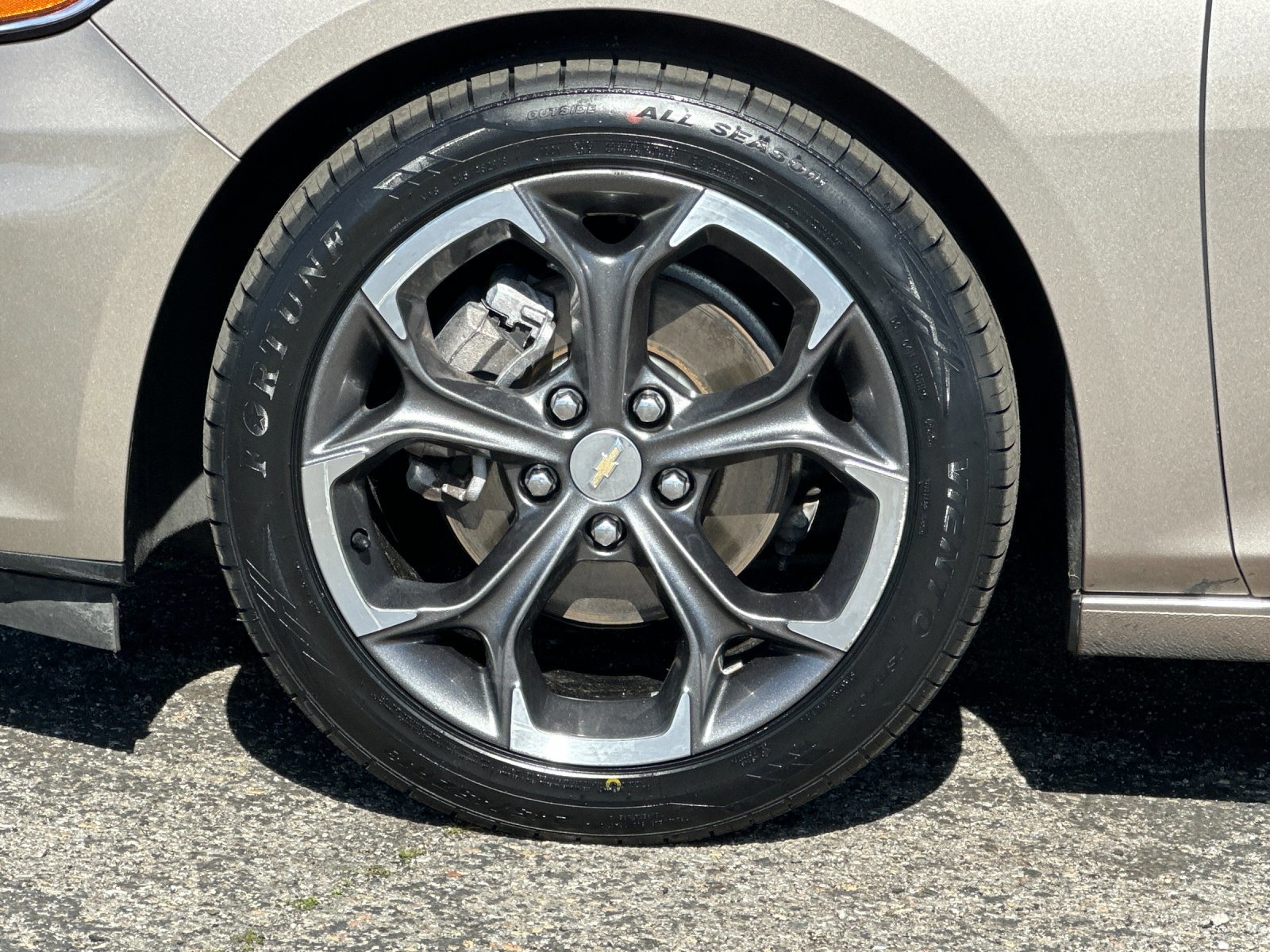 Used 2023 Chevrolet Malibu LT image 24