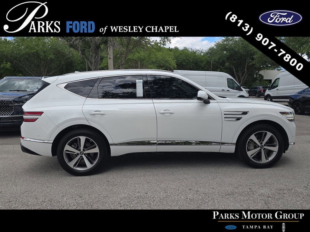 Used 2022 Genesis GV80 2.5T w/ Prestige Package 05 RWD image 2