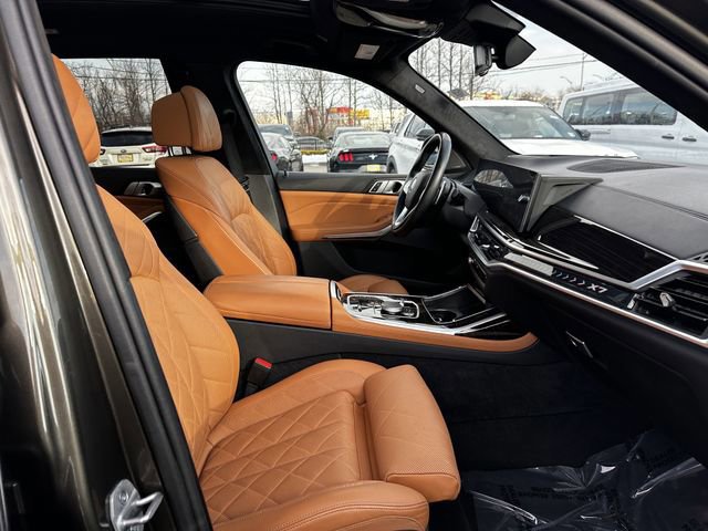 Used 2024 BMW X7 xDrive40i image 36