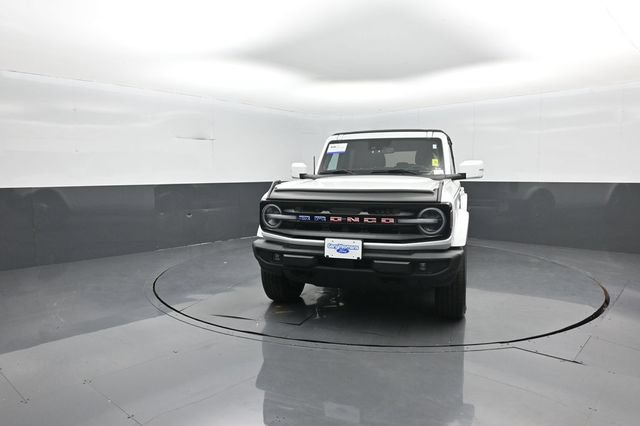 Certified 2022 Ford Bronco Outer Banks AWD/4WD image 3