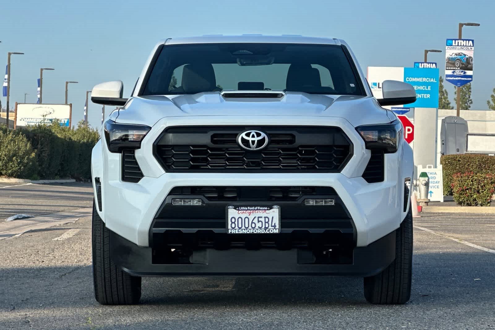 Used 2024 Toyota Tacoma TRD Sport image 11