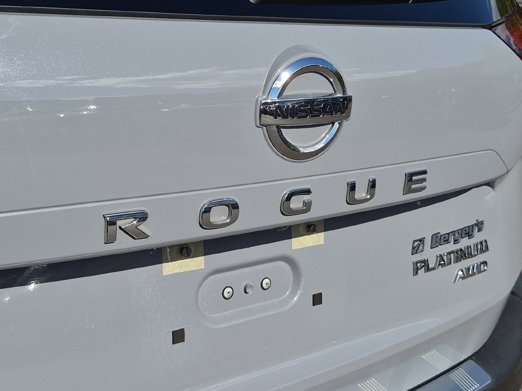 Used 2021 Nissan Rogue Platinum AWD/4WD image 33