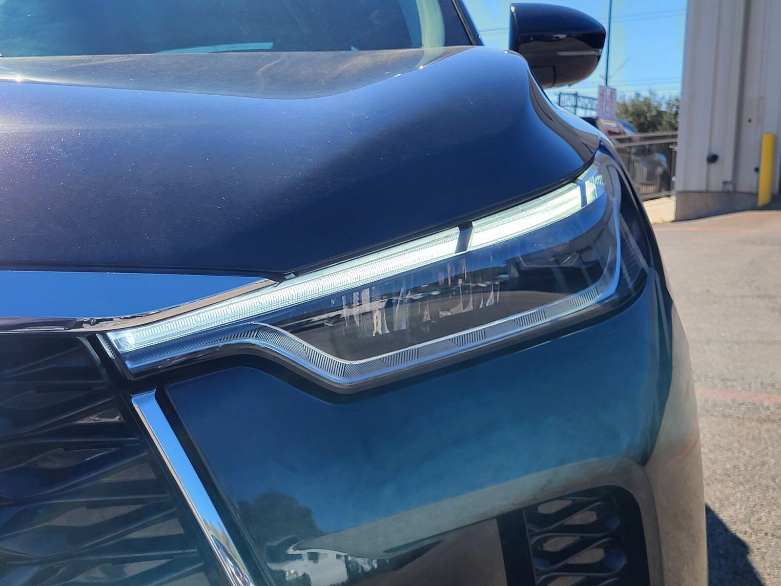 Used 2025 INFINITI QX60 Pure image 11