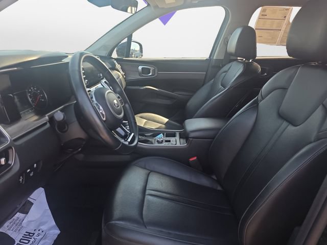 Used 2021 Kia Sorento EX w/ Panoramic Sunroof Package AWD/4WD image 11