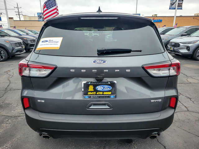 Certified 2022 Ford Escape SE w/ SE Sport Appearance Package image 3