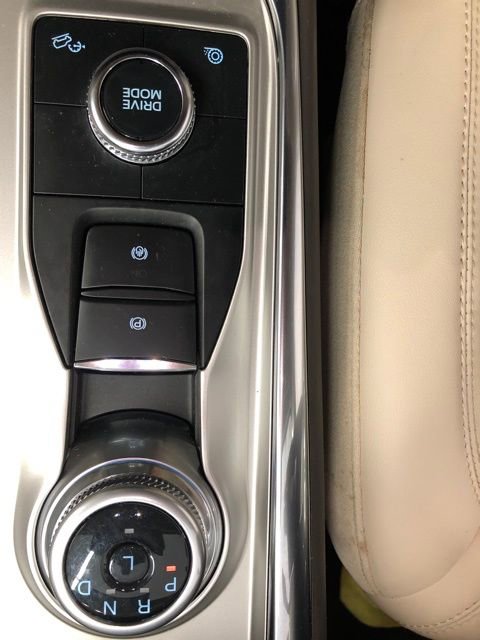 Certified 2022 Ford Explorer Platinum w/ Technology Package image 18