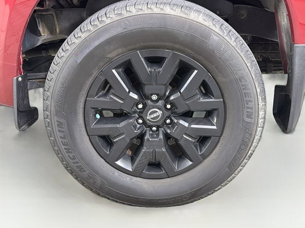 Used 2023 Nissan Frontier SV w/ Technology Package RWD image 32