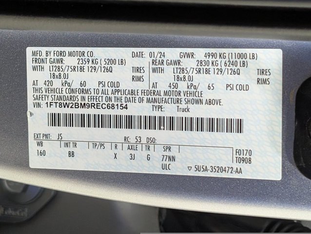Certified 2024 Ford F250 Platinum w/ Tremor Off-Road Package AWD/4WD image 33