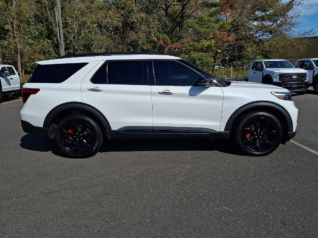 Certified 2023 Ford Explorer ST w/ Equipment Group 401A AWD/4WD image 10