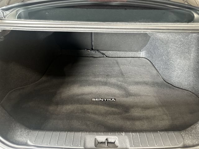 Used 2022 Nissan Sentra SV FWD image 26