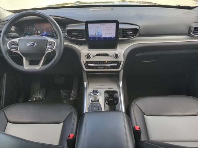 Certified 2023 Ford Explorer XLT w/ Equipment Group 202A AWD/4WD image 15