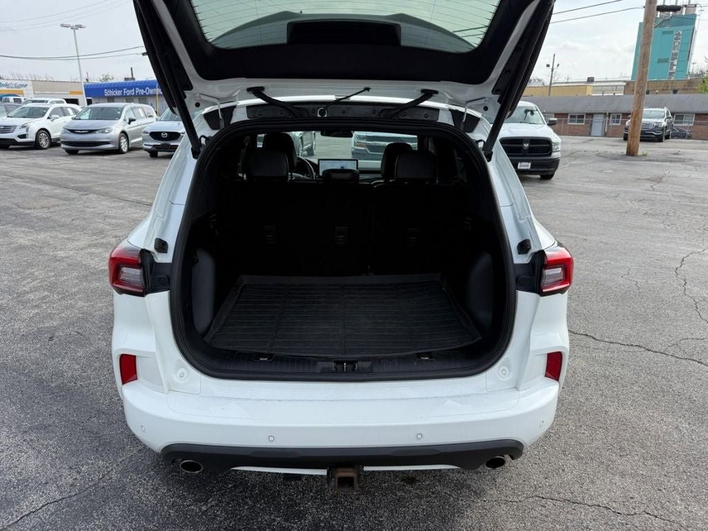 Certified 2023 Ford Escape ST-Line Select w/ Tech Pack #2 AWD/4WD image 8