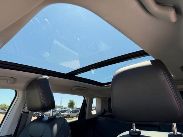 Used 2022 Jeep Compass Trailhawk w/ Trailhawk Elite Group image 10