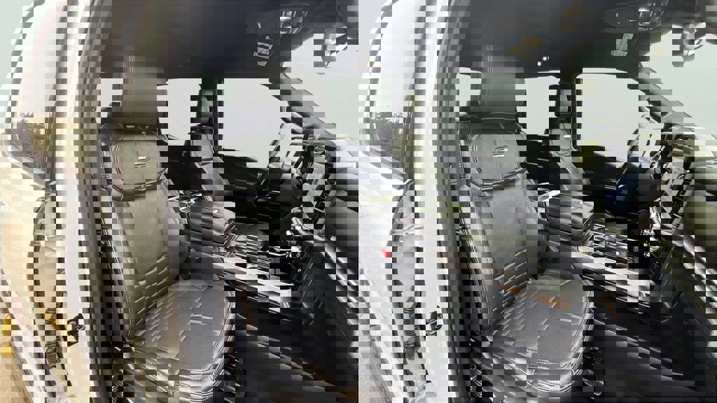 Certified 2025 Ford F150 Platinum image 23