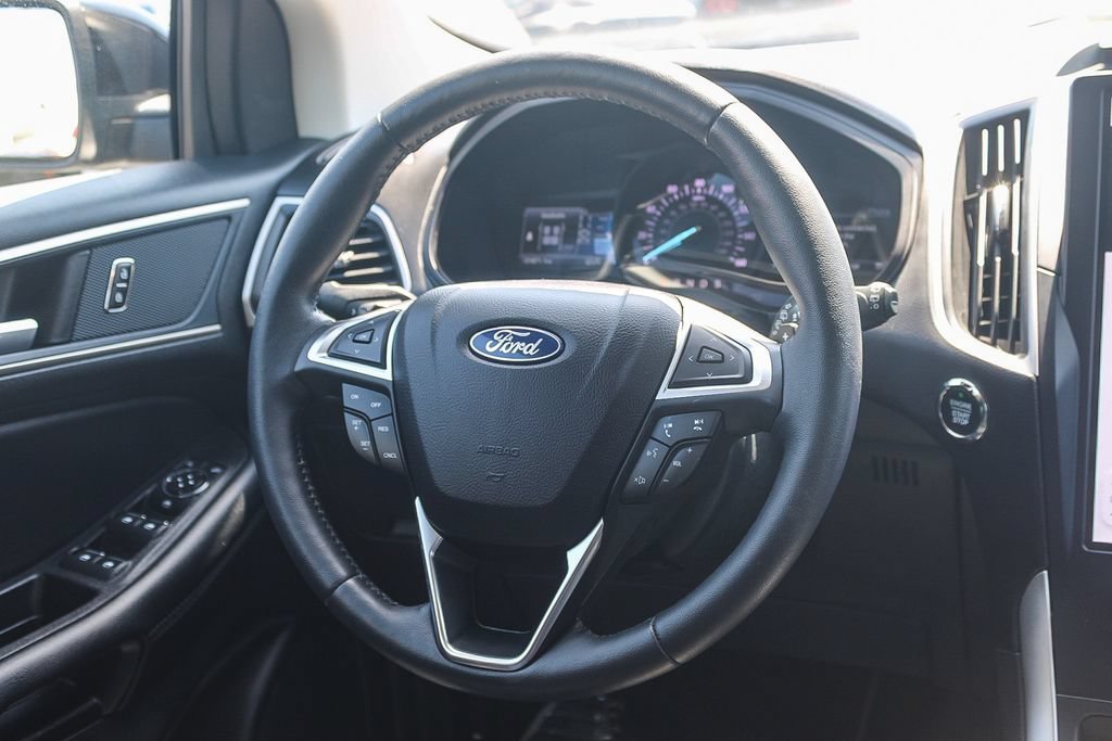 Certified 2023 Ford Edge SEL w/ Convenience Package AWD/4WD image 17