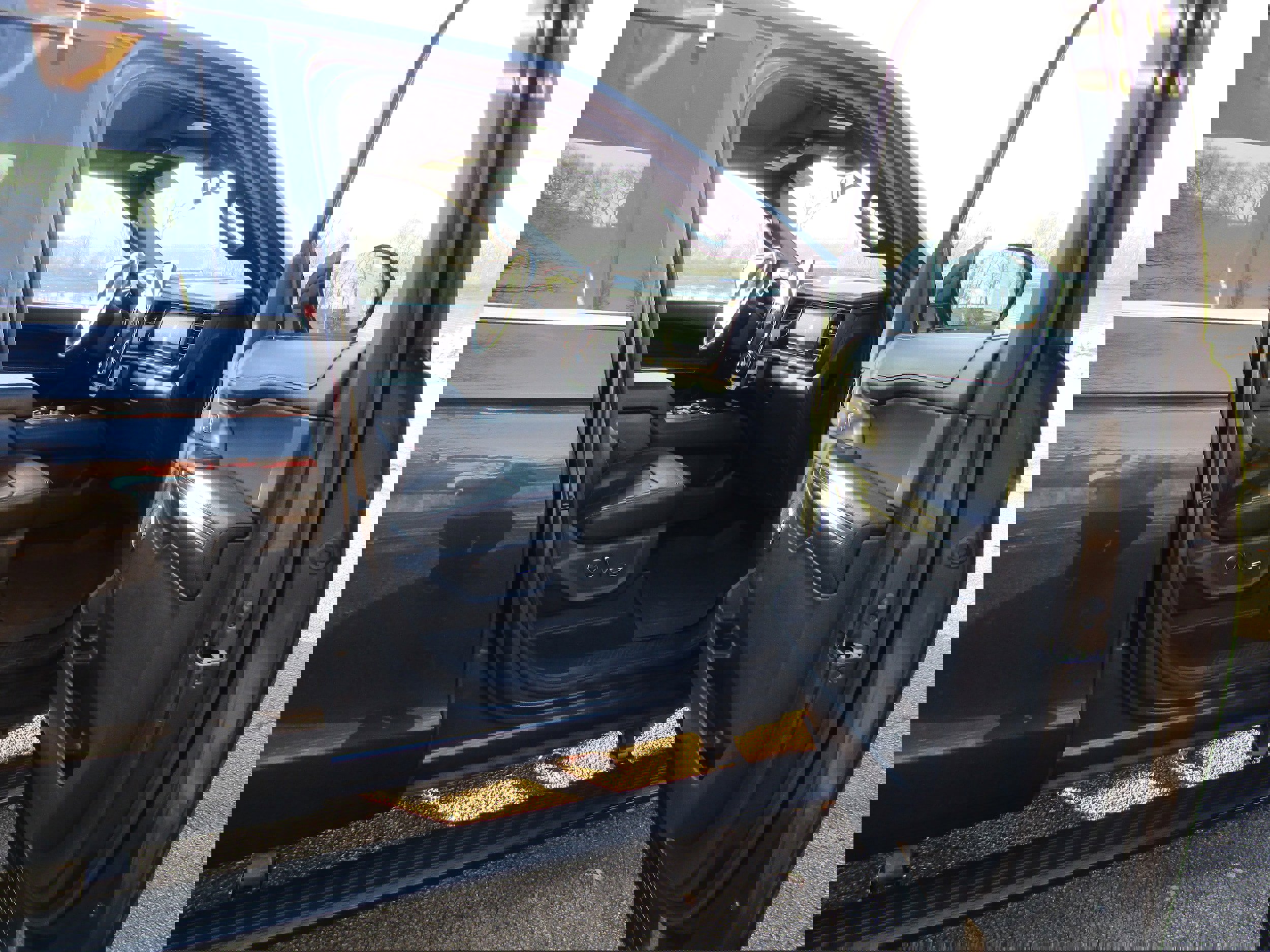 Certified 2023 Ford Expedition Limited image 20