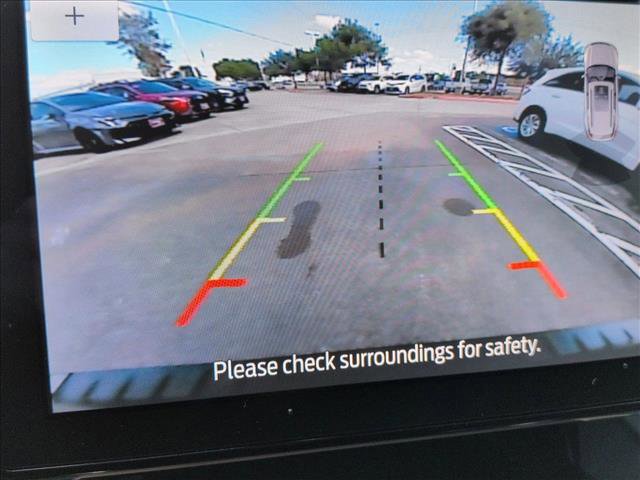 Certified 2023 Ford Explorer XLT image 13