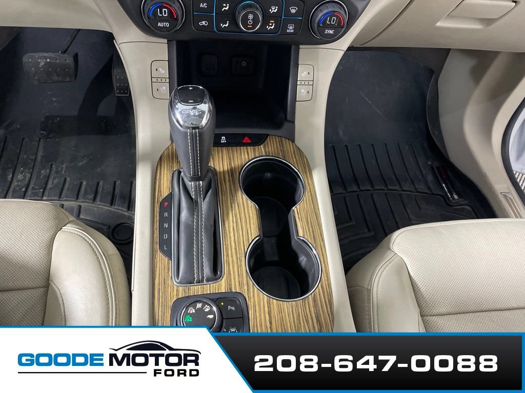 Used 2017 GMC Acadia Denali w/ Technology Package AWD/4WD image 17