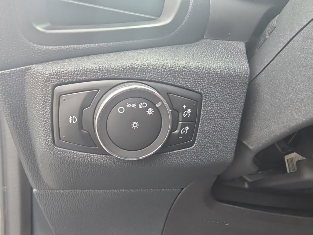 Certified 2022 Ford EcoSport SE w/ SE Convenience Package AWD/4WD image 15