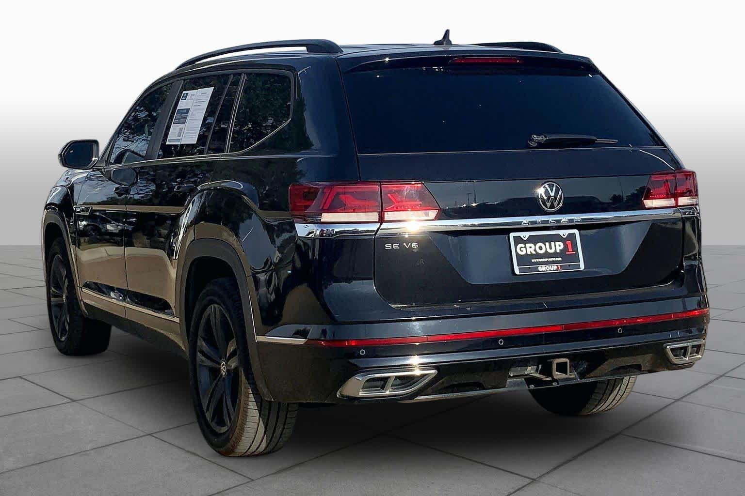 Used 2021 Volkswagen Atlas SE w/ Panoramic Sunroof Package FWD image 11
