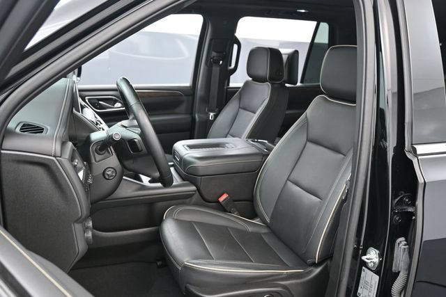 Used 2023 Chevrolet Tahoe Premier w/ Premium Package AWD/4WD image 10