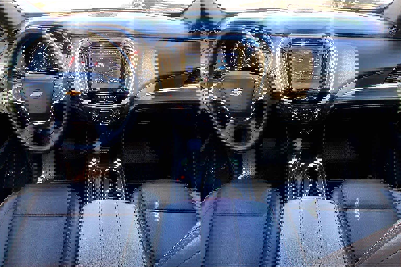 Used 2023 Chevrolet Traverse High Country image 15