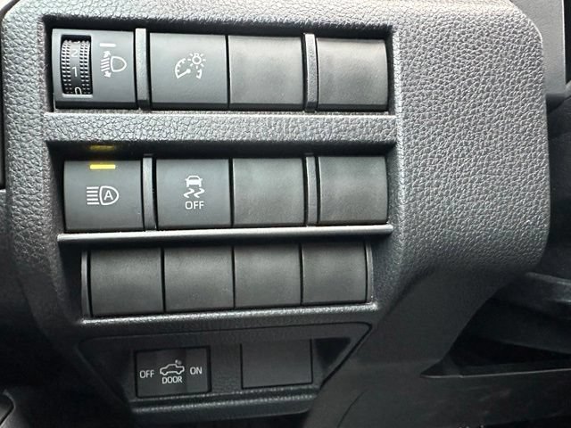 Used 2024 Toyota Tacoma TRD Sport AWD/4WD image 53