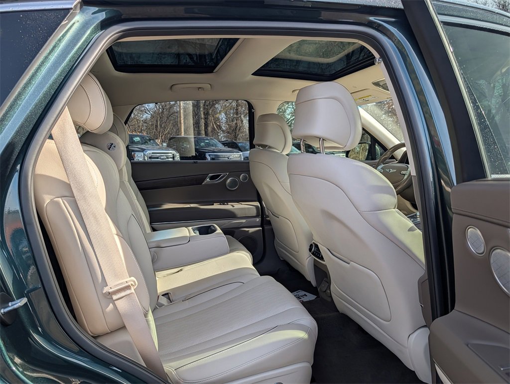 Used 2023 Genesis GV80 2.5T w/ Prestige Package image 9
