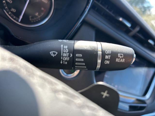 Used 2021 Cadillac XT6 Luxury image 30