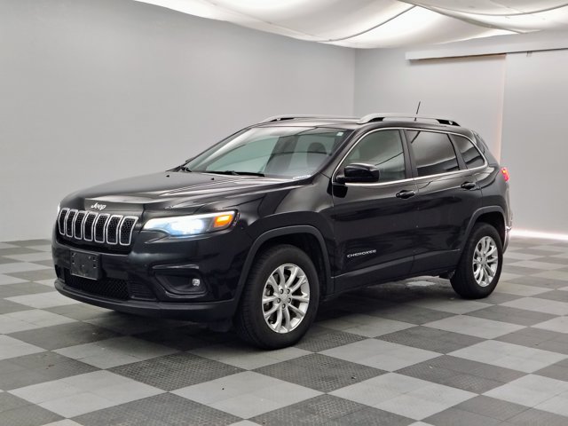 Used 2019 Jeep Cherokee Latitude w/ Cold Weather Group AWD/4WD image 8