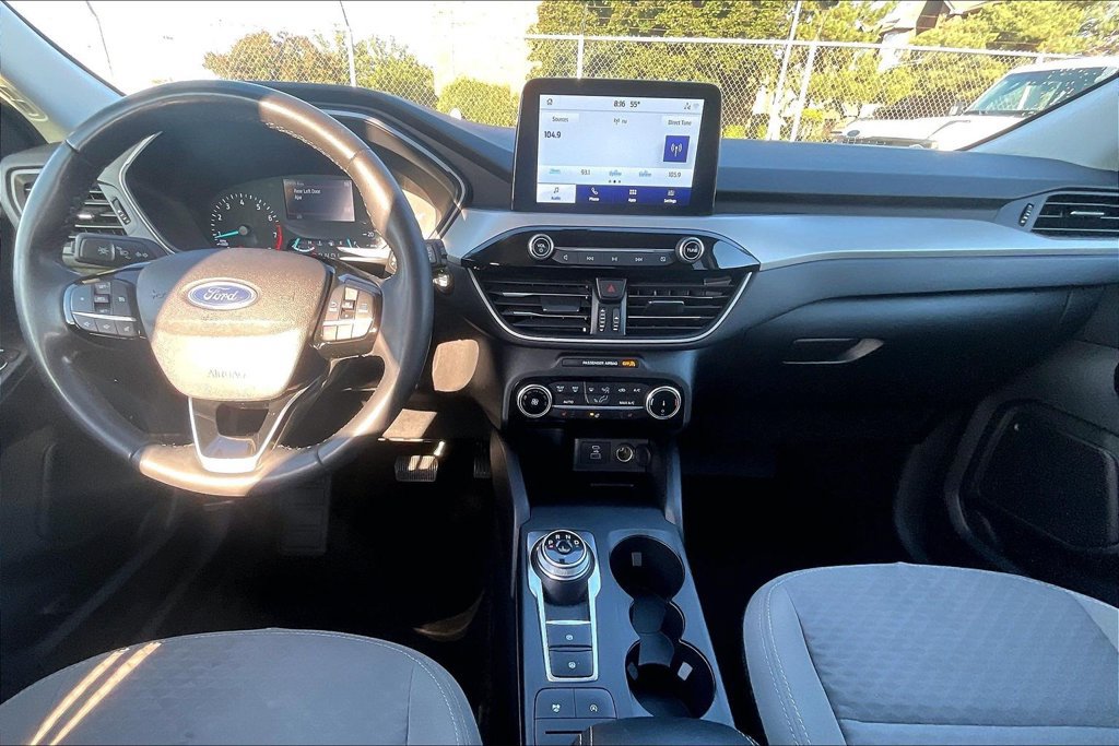 Certified 2022 Ford Escape SE w/ Cold Weather Package AWD/4WD image 14