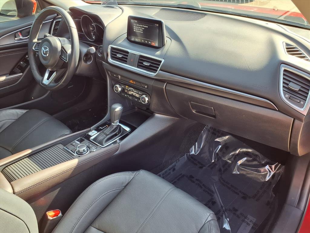 Used 2018 MAZDA MAZDA3 Grand Touring image 29